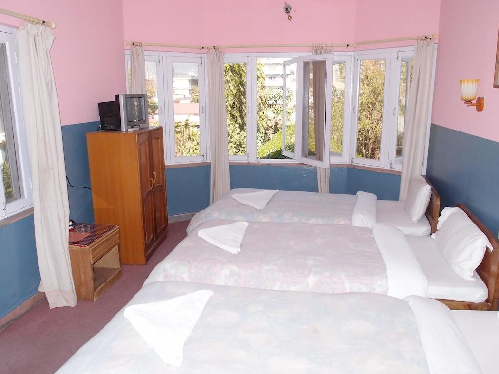 Hotel Fishtail Villa Pokhara Exterior foto