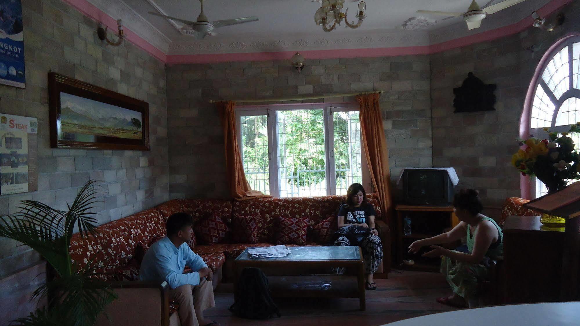 Hotel Fishtail Villa Pokhara Exterior foto